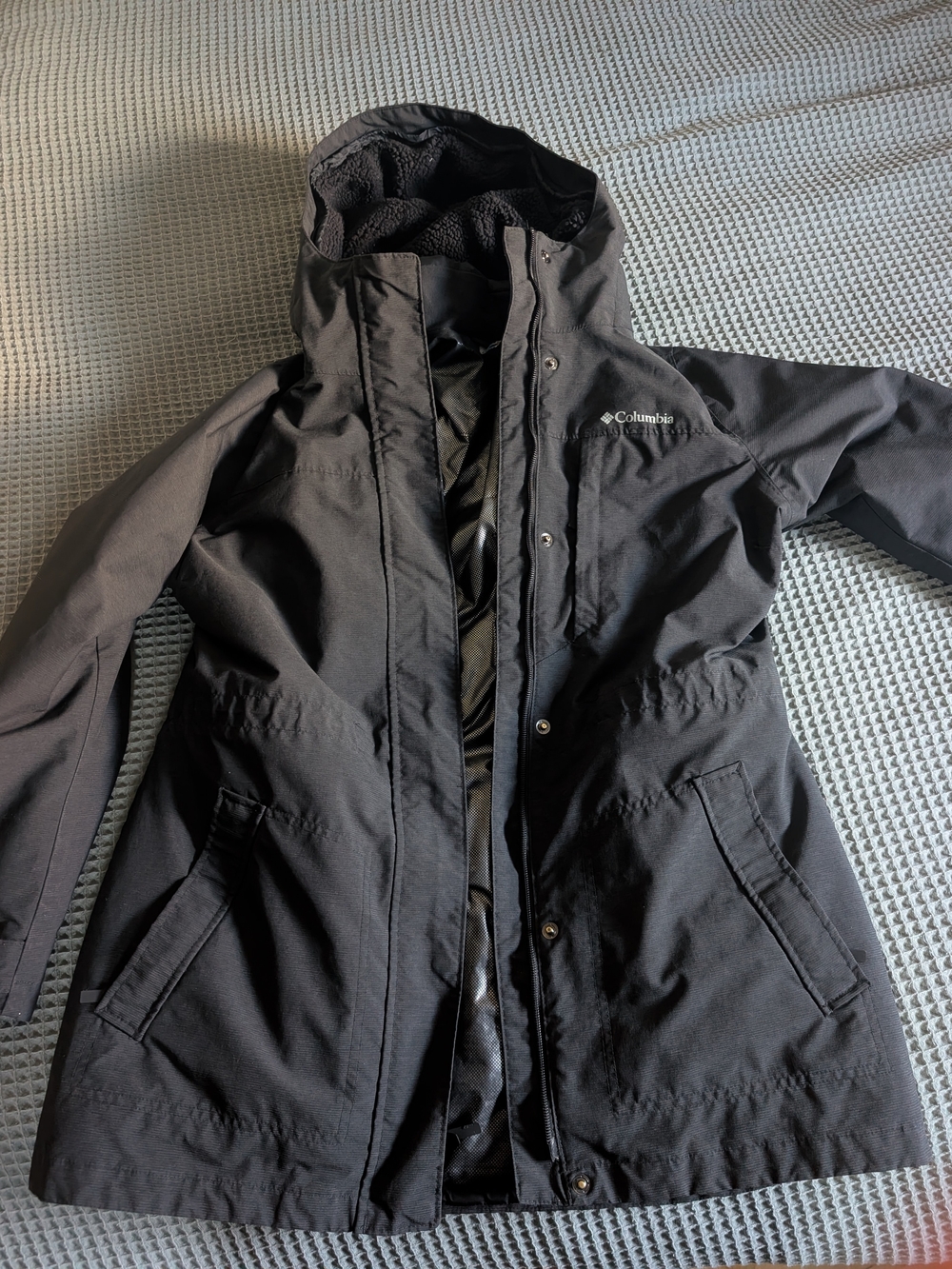 Columbia Women's Black Hooded Winter Jacket